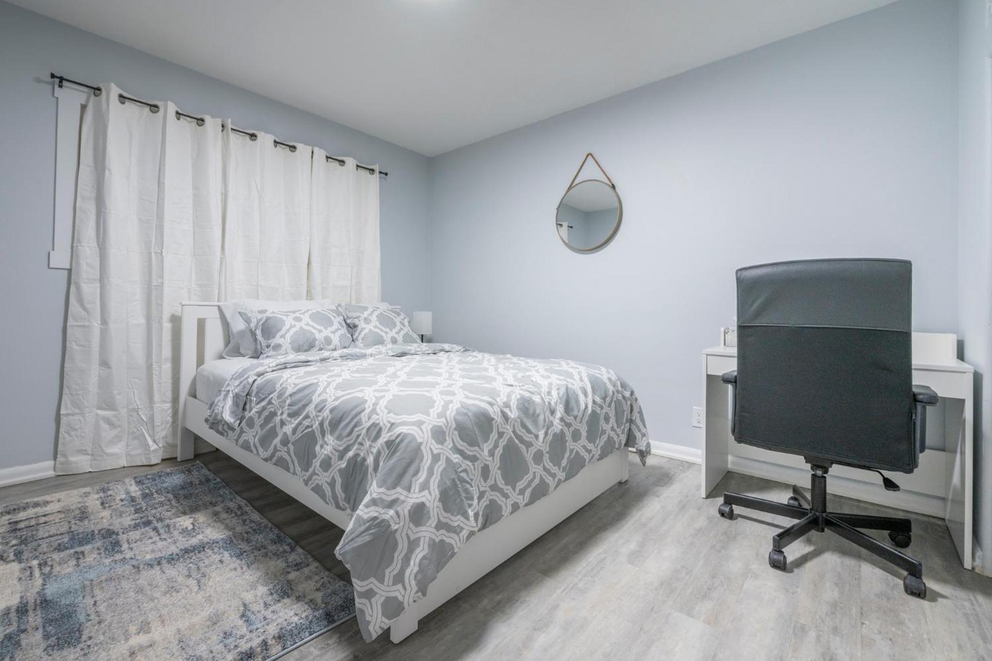 Centre Street Upper 2Bedsuite 4408 คาลการี ภายนอก รูปภาพ